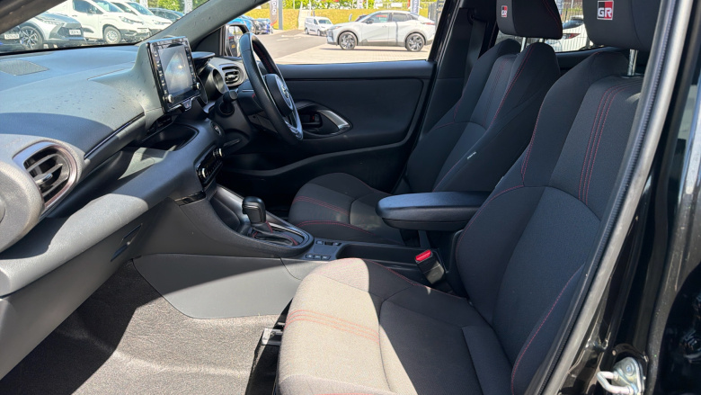 Toyota Yaris 1.5 Hybrid GR Sport 5dr CVT Hybrid Hatchback